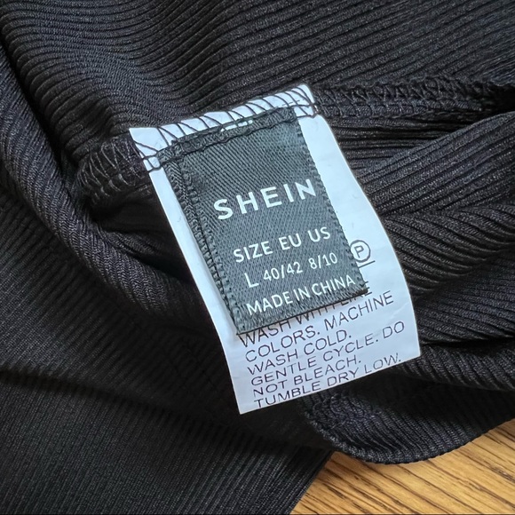 Ladder Cutout Button Tee - Picture 8 of 9